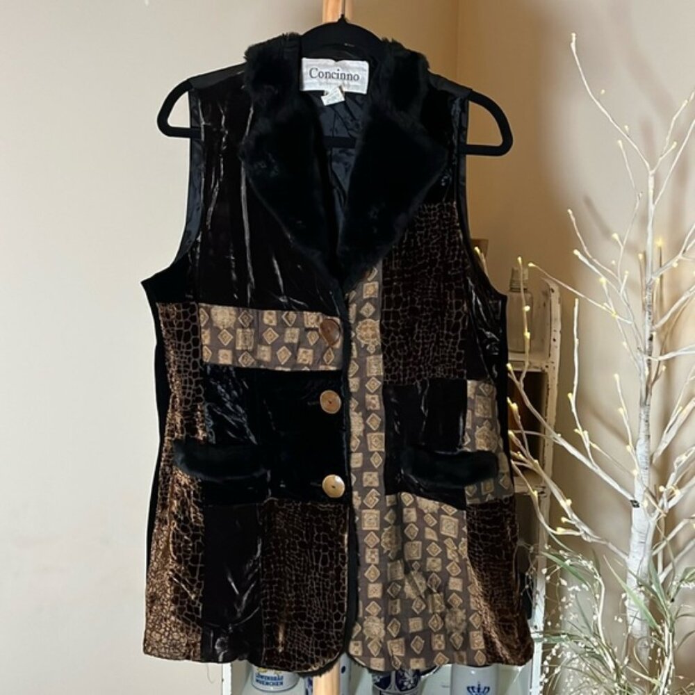 Concinno L Cashmere silk rayon cotton wool and linen make up this beautiful vest